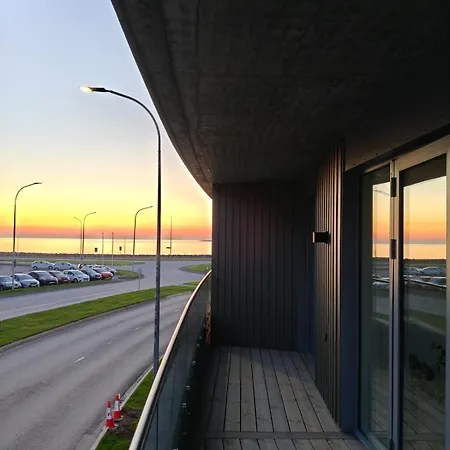 Your Perfect Oasis With Large Porch & Scenic Views Apartamento Reikiavik