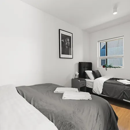 Apartamento Your Perfect Oasis With Large Porch & Scenic Views Reikiavik